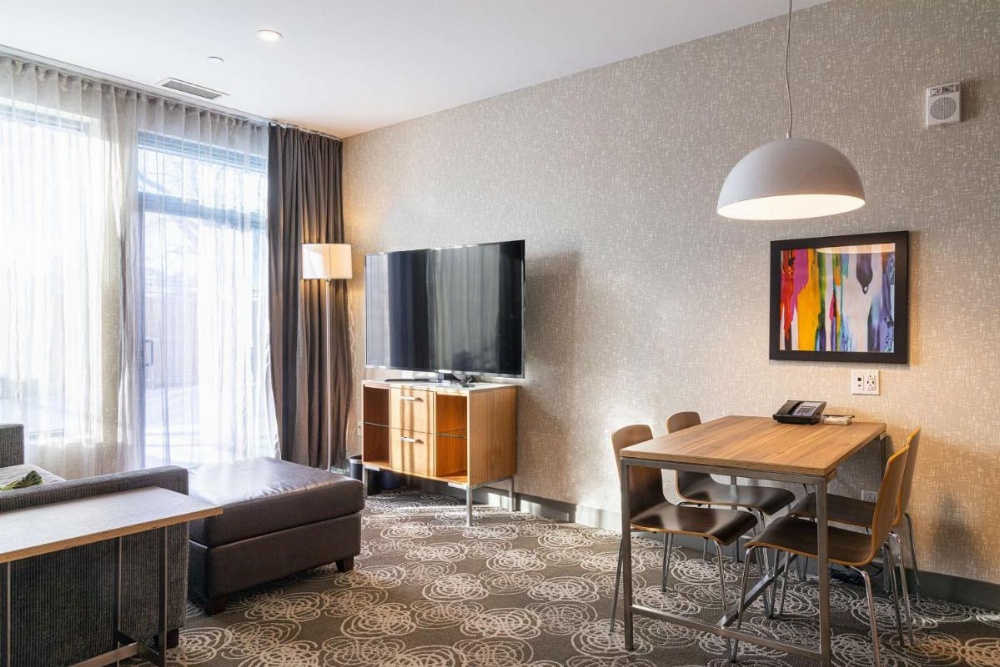 Hilton Montreal Laval